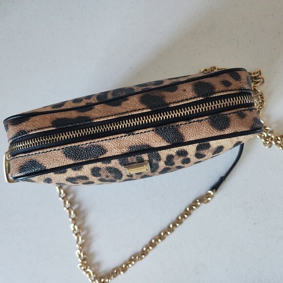 Dolce & Gabbana Camera Bag "EUC" - Picture 5 of 16